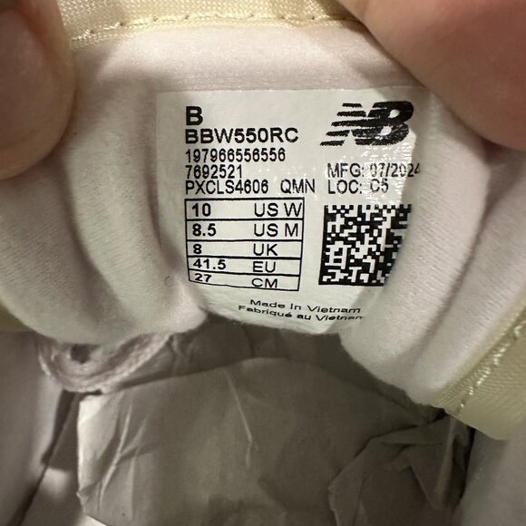 New Balance 550 Women's size 10 Light Pink Suede Shoes BBW550RC - Picture 9 of 9